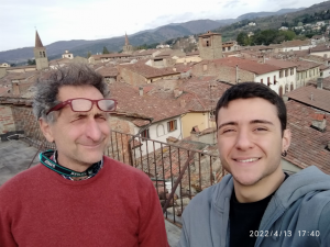 Imagen-El alumno de 2º de IEA Yoel Simancas con su tutor de prácticas en Florencia.